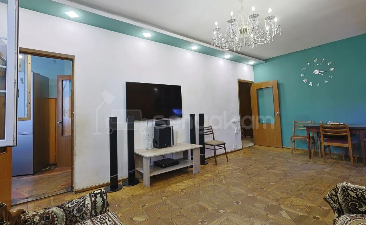 3 Սենյականոց Բնակարան, 87քմ, 2/12 հարկ, Նորմալ Վիճակում