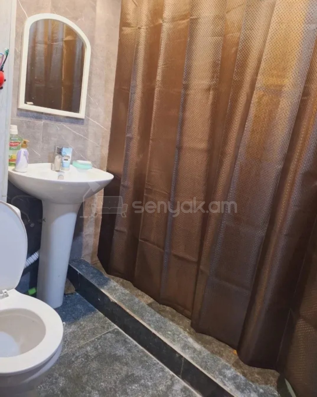 3 Սենյականոց Բնակարան, 69քմ, 8/9 հարկ, Նորմալ Վիճակում