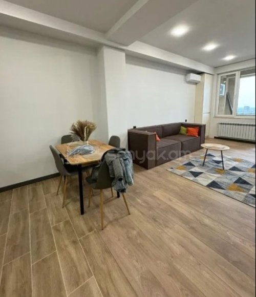 2 Սենյականոց Բնակարան, 60քմ, 9/13 հարկ, Դիզայներական Վերանորոգված, Կահավորված, Արևկող