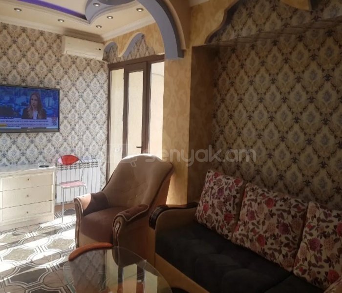 2 Սենյականոց Բնակարան, 60քմ, 10/12 հարկ, Դիզայներական Վերանորոգված, Կահավորված, Արևկող