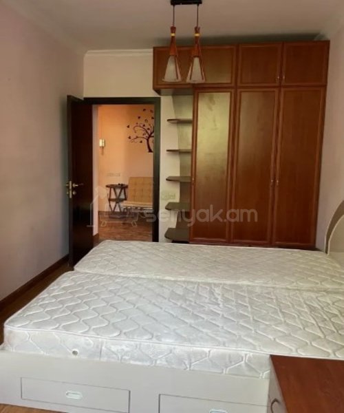 2 Սենյականոց Բնակարան Քարե Շենքում, 62քմ, 1/5 հարկ, Կապիտալ Վերանորոգված, Կահավորված, Արևկող