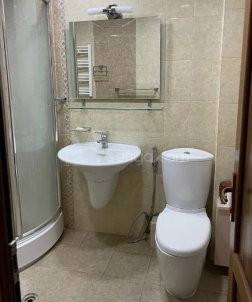 2 Սենյականոց Բնակարան Քարե Շենքում, 62քմ, 1/5 հարկ, Կապիտալ Վերանորոգված, Կահավորված, Արևկող