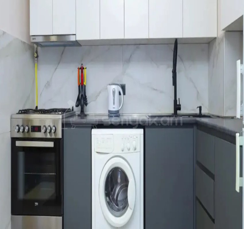 3 Սենյականոց Բնակարան, 71քմ, 11/16 հարկ, Դիզայներական Վերանորոգված, Կահավորված, Արևկող