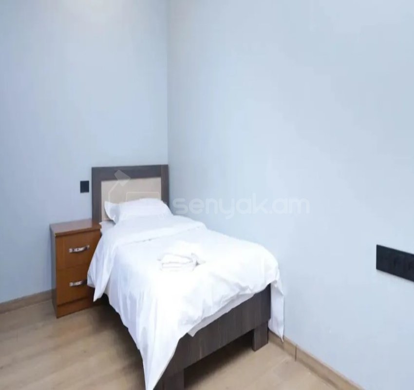 3 Սենյականոց Բնակարան, 71քմ, 11/16 հարկ, Դիզայներական Վերանորոգված, Կահավորված, Արևկող