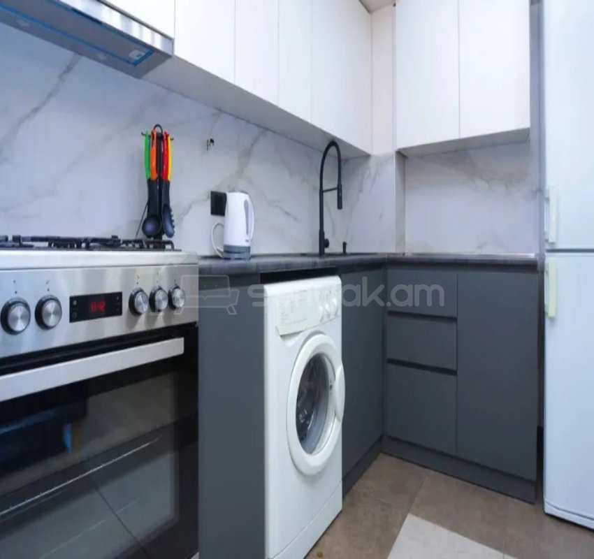 3 Սենյականոց Բնակարան, 71քմ, 11/16 հարկ, Դիզայներական Վերանորոգված, Կահավորված, Արևկող