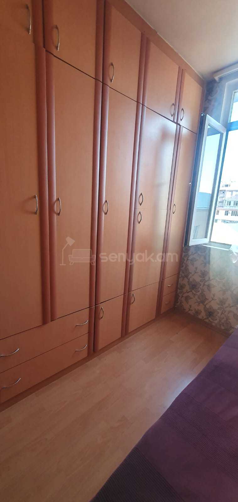 2 Սենյականոց Բնակարան Քարե Շենքում, 56քմ, 3/4 հարկ, Նորմալ Վիճակում