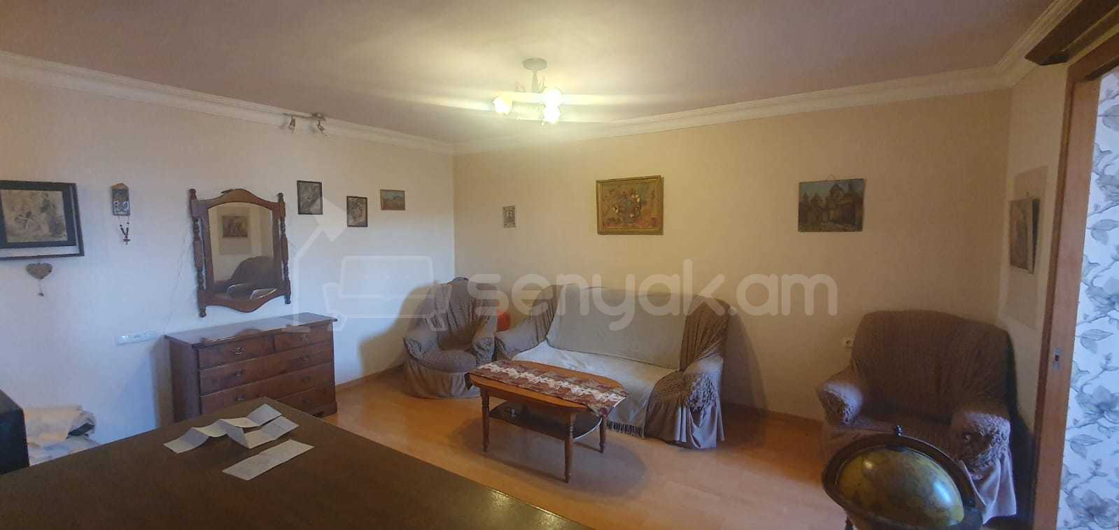 2 Սենյականոց Բնակարան Քարե Շենքում, 56քմ, 3/4 հարկ, Նորմալ Վիճակում