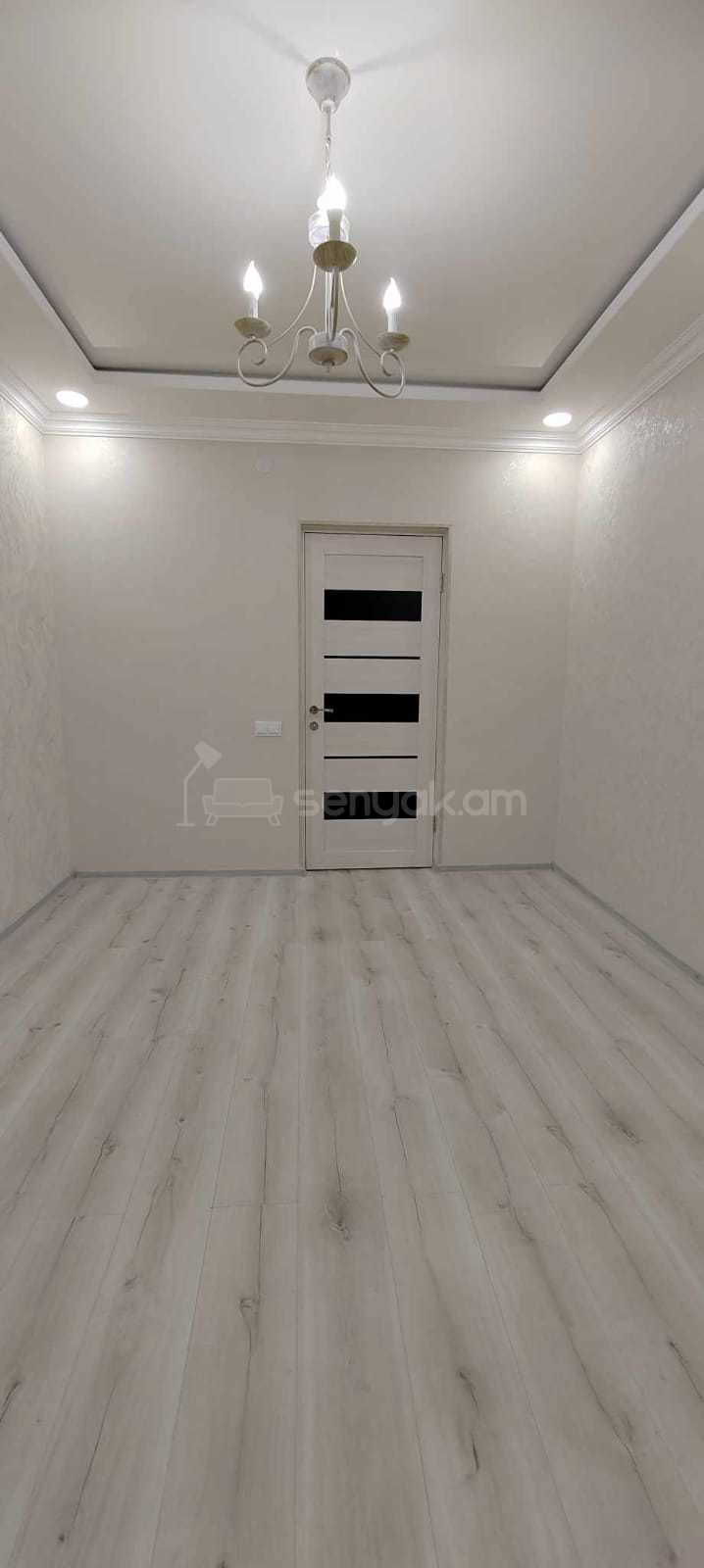 3 Սենյականոց Բնակարան Քարե Շենքում, 60քմ, 1/5 հարկ, Դիզայներական Վերանորոգված