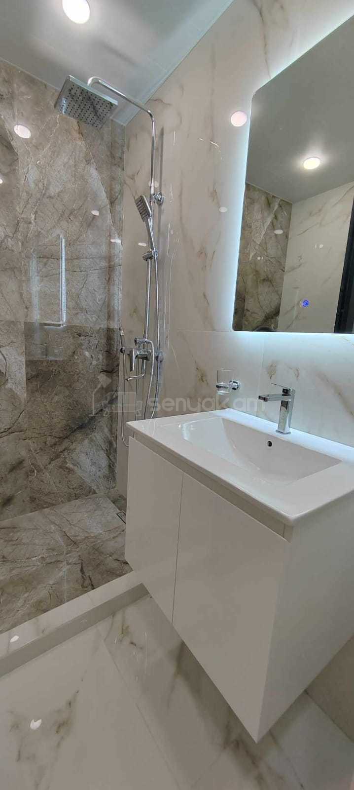 3 Սենյականոց Բնակարան Քարե Շենքում, 60քմ, 1/5 հարկ, Դիզայներական Վերանորոգված