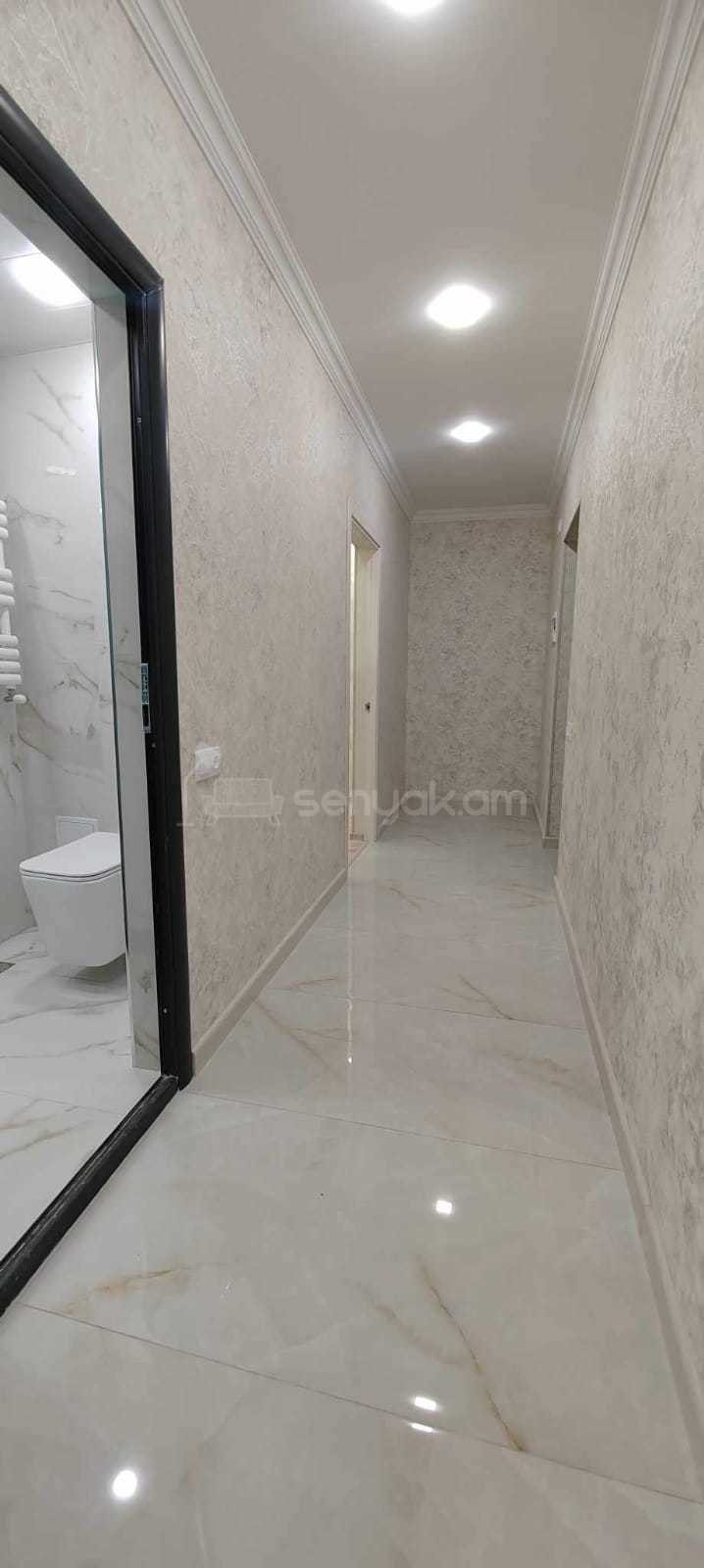 3 Սենյականոց Բնակարան Քարե Շենքում, 60քմ, 1/5 հարկ, Դիզայներական Վերանորոգված