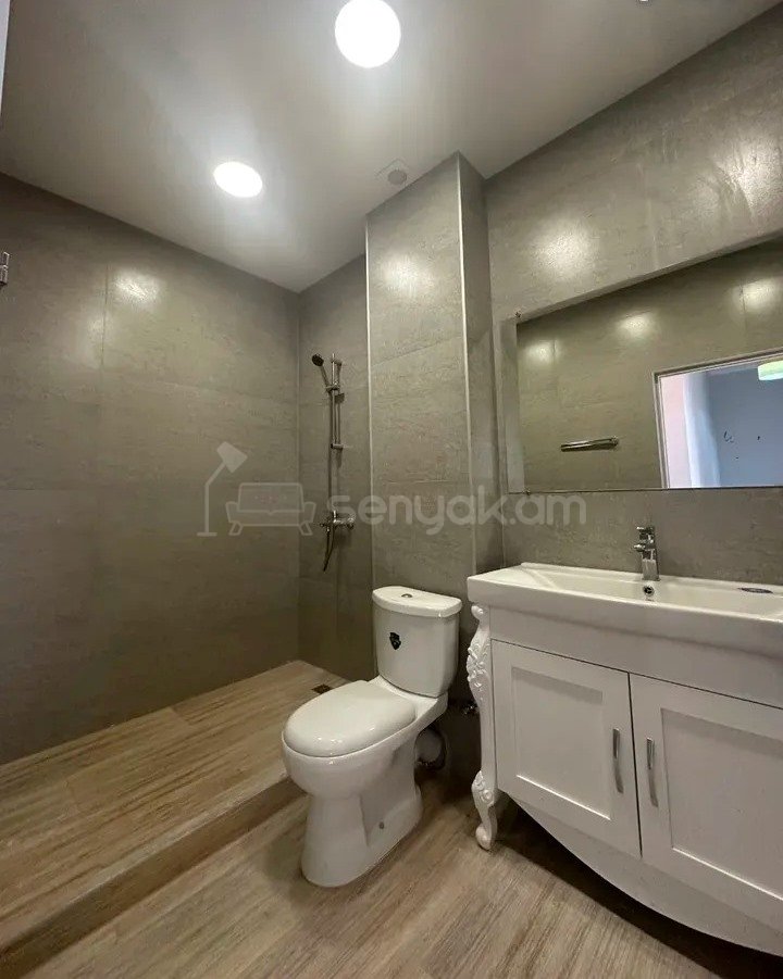 2 Սենյականոց Բնակարան Նորակառույցում, 126քմ, 8/10 հարկ, Դիզայներական Վերանորոգված