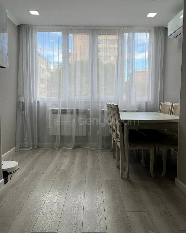 3 Սենյականոց Բնակարան, 65քմ, 3/4 հարկ, Դիզայներական Վերանորոգված