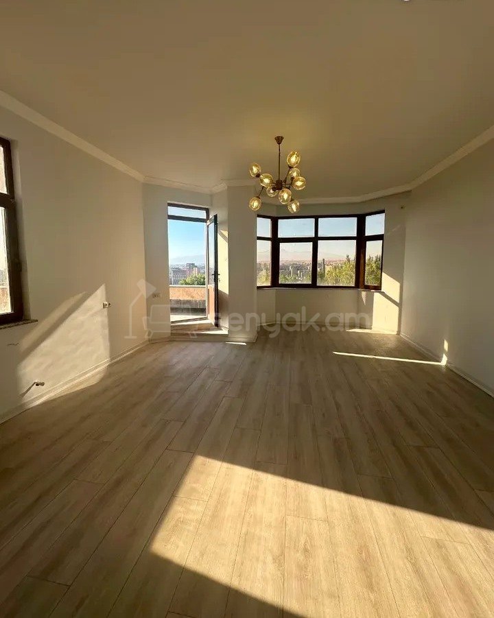 2 Սենյականոց Բնակարան, 126քմ, 8/10 հարկ, Կապիտալ Վերանորոգված