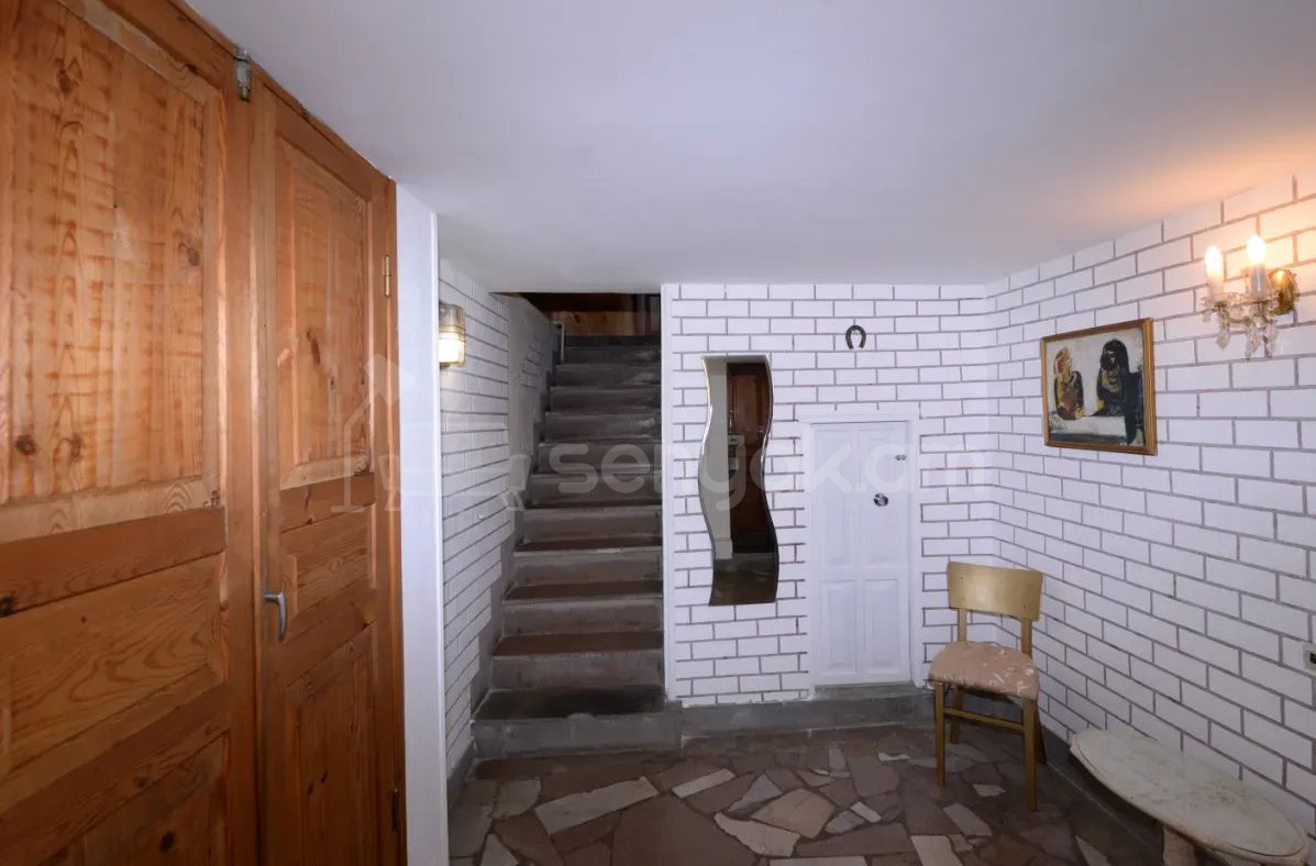 6 Սենյականոց Սեփական Տուն, 250քմ, Կապիտալ Վերանորոգված, Ավտոտնակով