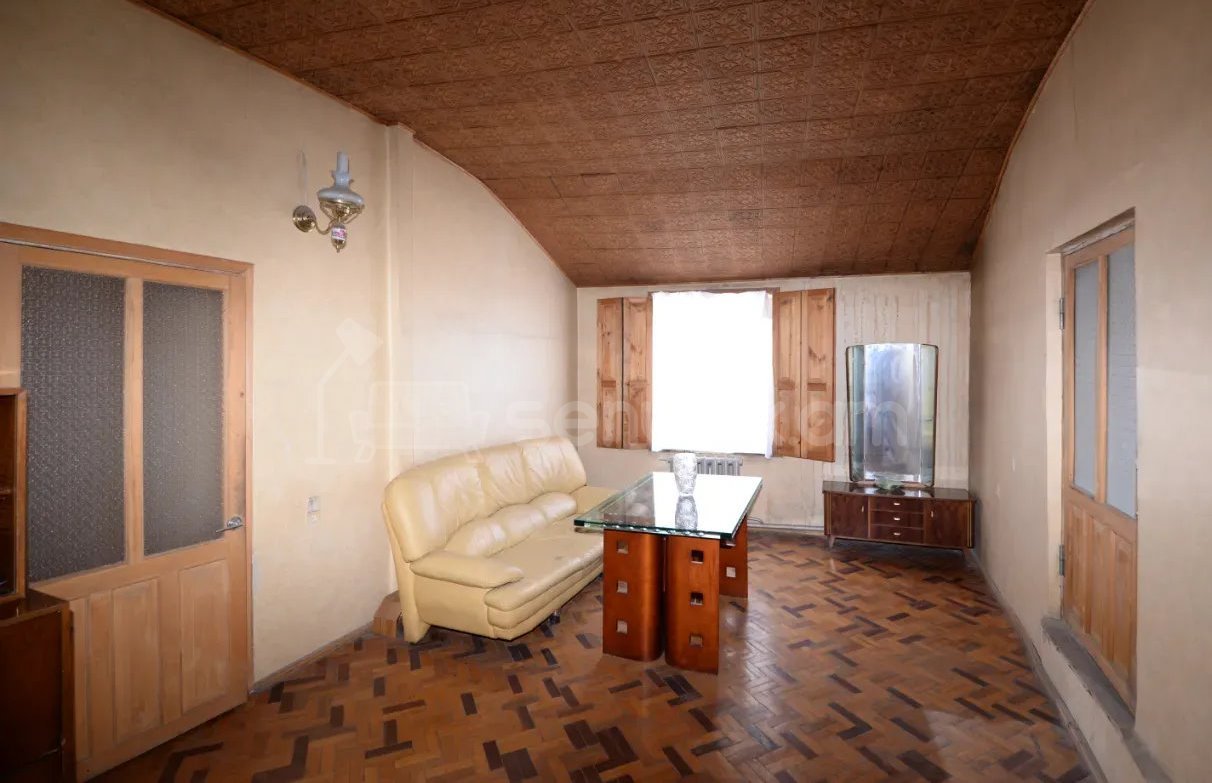 6 Սենյականոց Սեփական Տուն, 250քմ, Կապիտալ Վերանորոգված, Ավտոտնակով