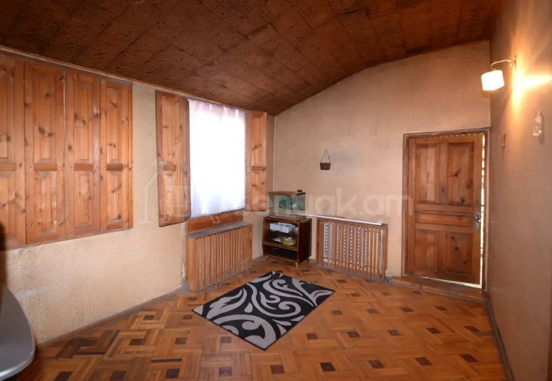 6 Սենյականոց Սեփական Տուն, 250քմ, Կապիտալ Վերանորոգված, Ավտոտնակով