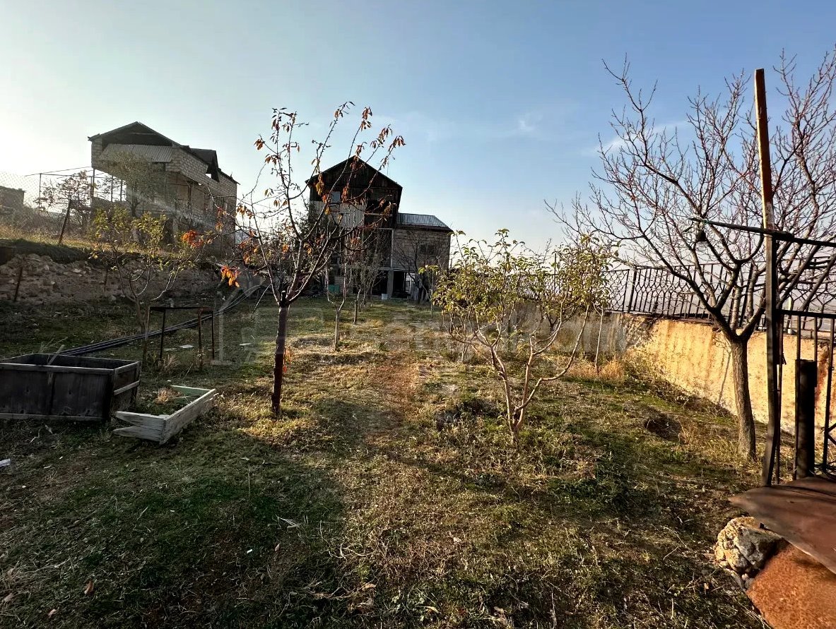 4 Սենյականոց Սեփական Տուն, 200քմ, Նորմալ Վիճակում