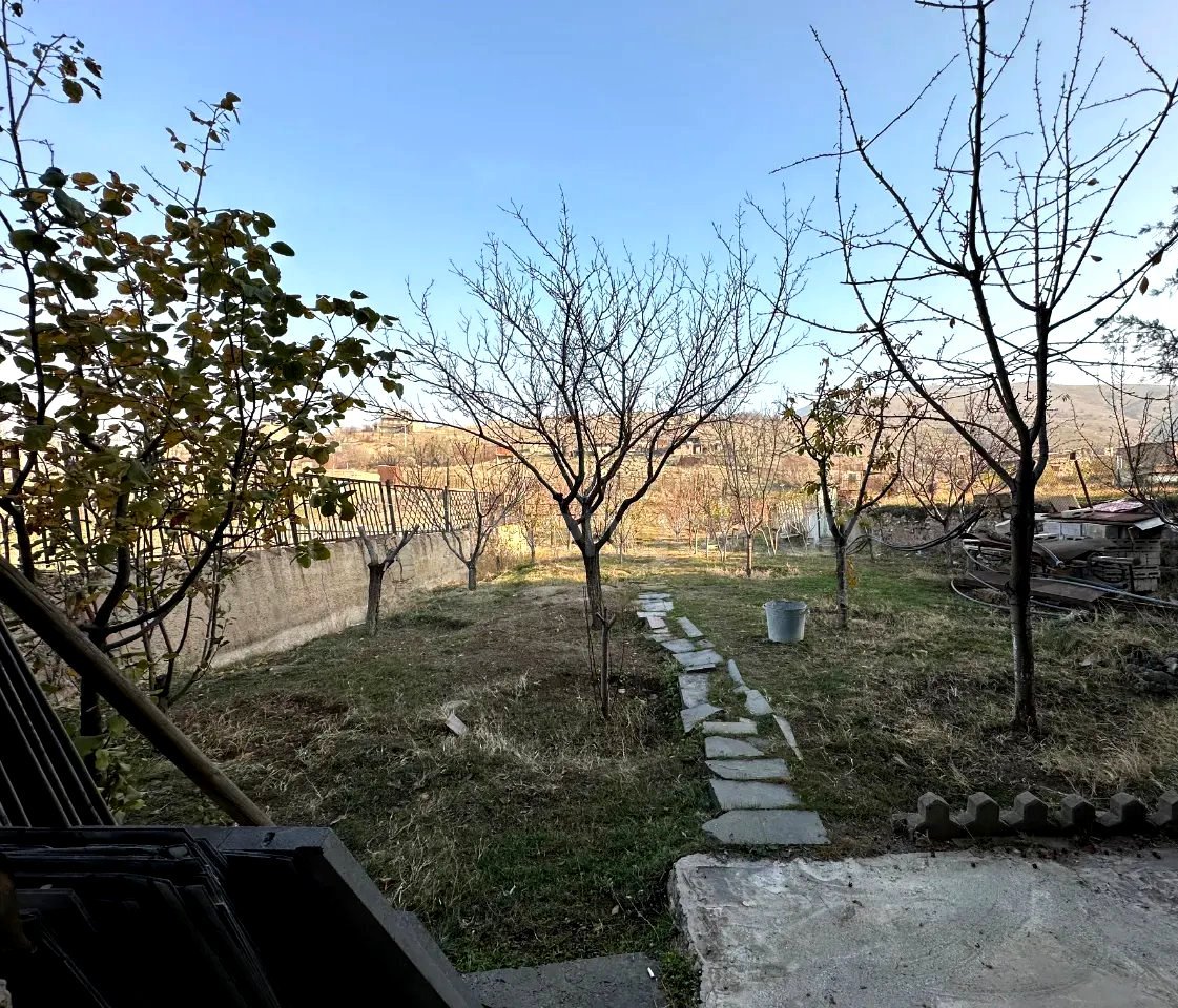 4 Սենյականոց Սեփական Տուն, 200քմ, Նորմալ Վիճակում