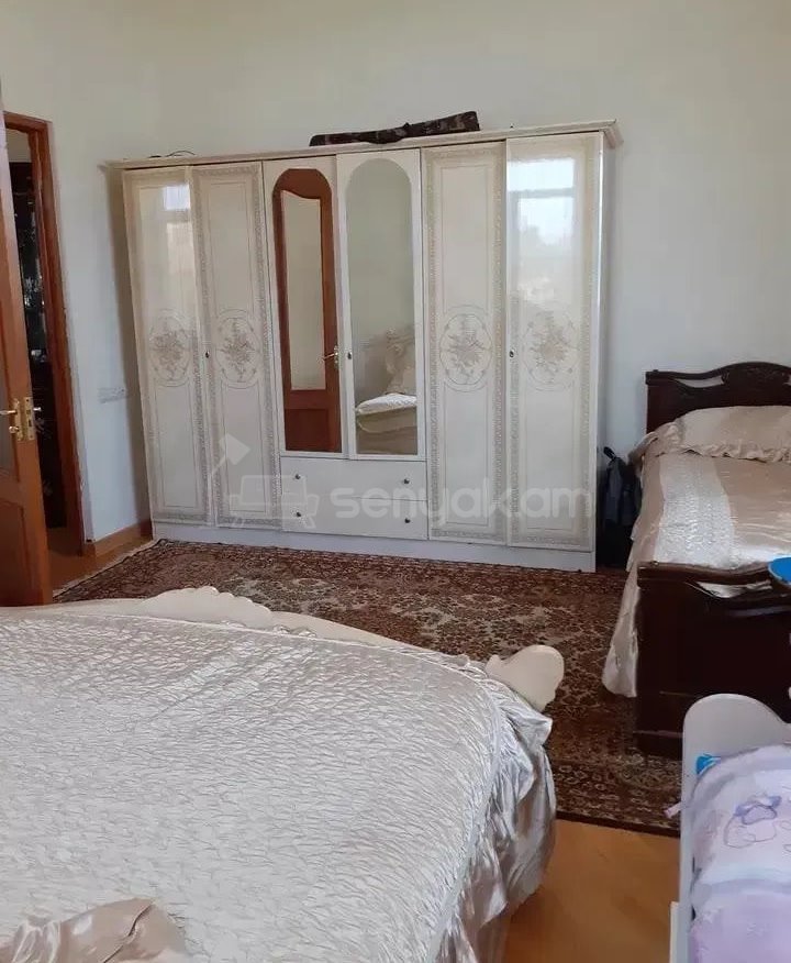 4 Սենյականոց Սեփական Տուն, 254քմ, Կոսմետիկ Վերանորոգված, Ավտոտնակով