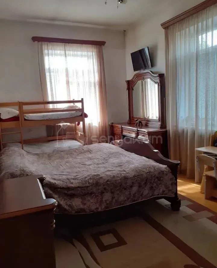 4 Սենյականոց Սեփական Տուն, 254քմ, Կոսմետիկ Վերանորոգված, Ավտոտնակով