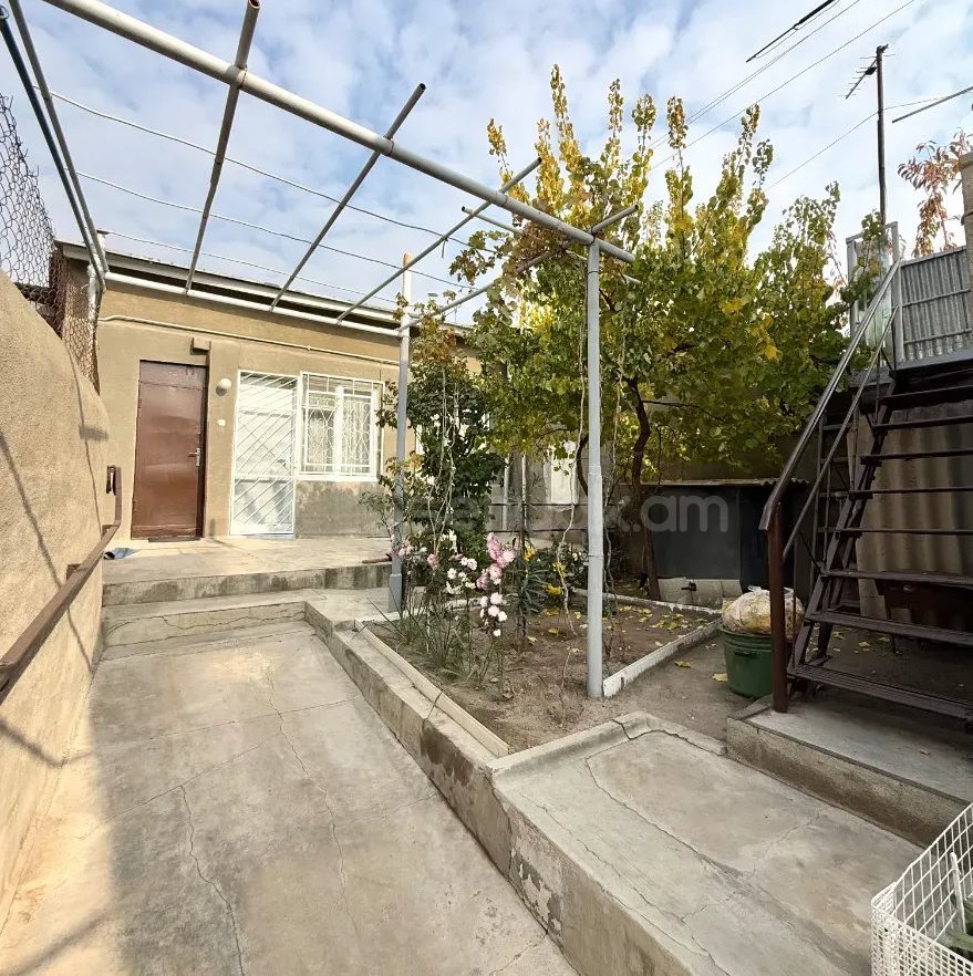 5 Սենյականոց Սեփական Տուն, 100քմ, Կապիտալ Վերանորոգված, Ավտոտնակով