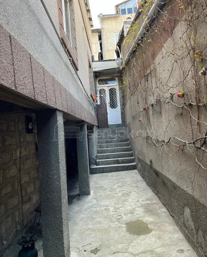 4 Սենյականոց Սեփական Տուն, 142քմ, Կապիտալ Վերանորոգված