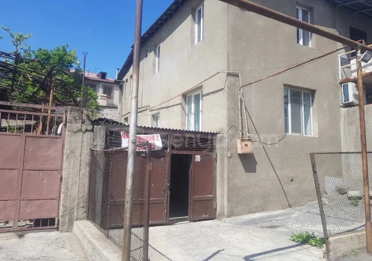 5 Սենյականոց Սեփական Տուն, 285քմ, Կոսմետիկ Վերանորոգված, Ավտոտնակով