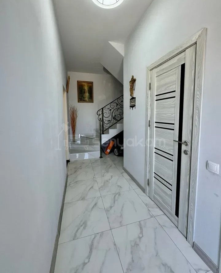 4 Սենյականոց Սեփական Տուն, 150քմ, Կապիտալ Վերանորոգված, Ավտոտնակով