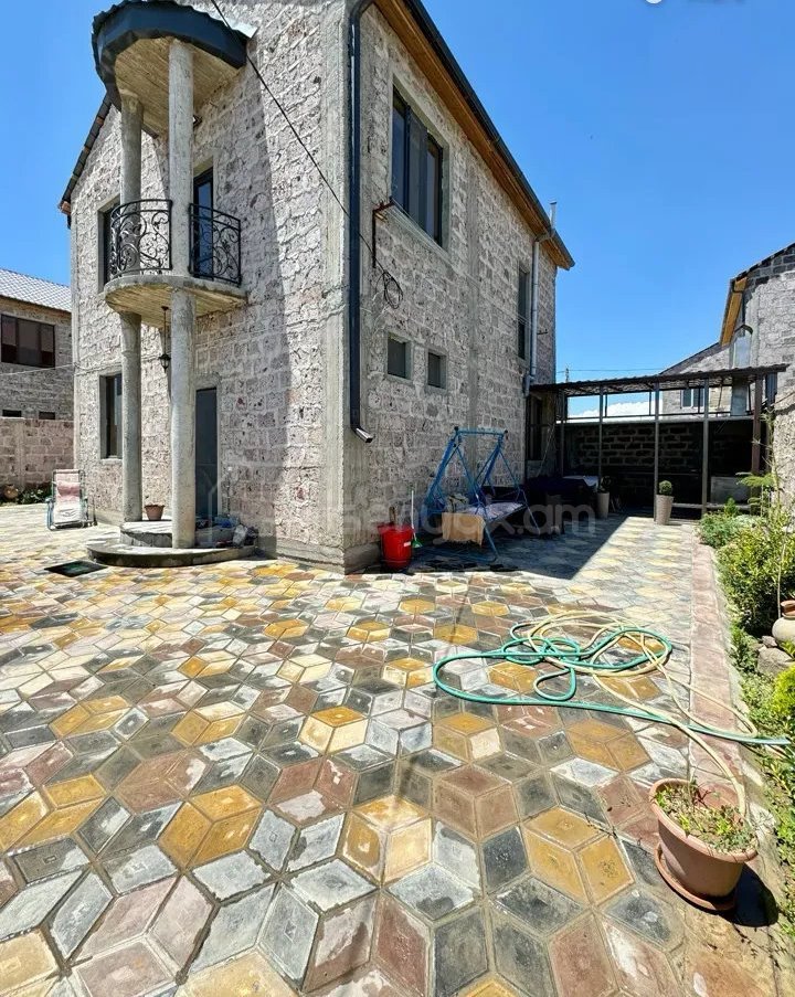 4 Սենյականոց Սեփական Տուն, 150քմ, Կապիտալ Վերանորոգված, Ավտոտնակով