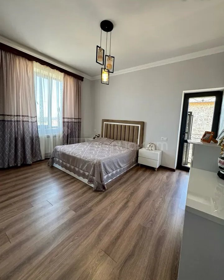 4 Սենյականոց Սեփական Տուն, 150քմ, Կապիտալ Վերանորոգված, Ավտոտնակով