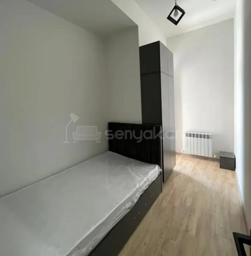 2 Սենյականոց Բնակարան Քարե Շենքում, 55քմ, 4/4 հարկ, Դիզայներական Վերանորոգված