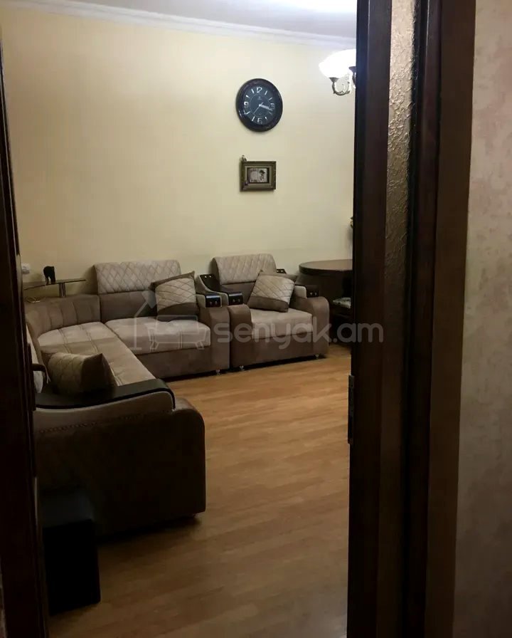 2 Սենյականոց Բնակարան Քարե Շենքում, 50քմ, 1/4 հարկ, Կոսմետիկ Վերանորոգված