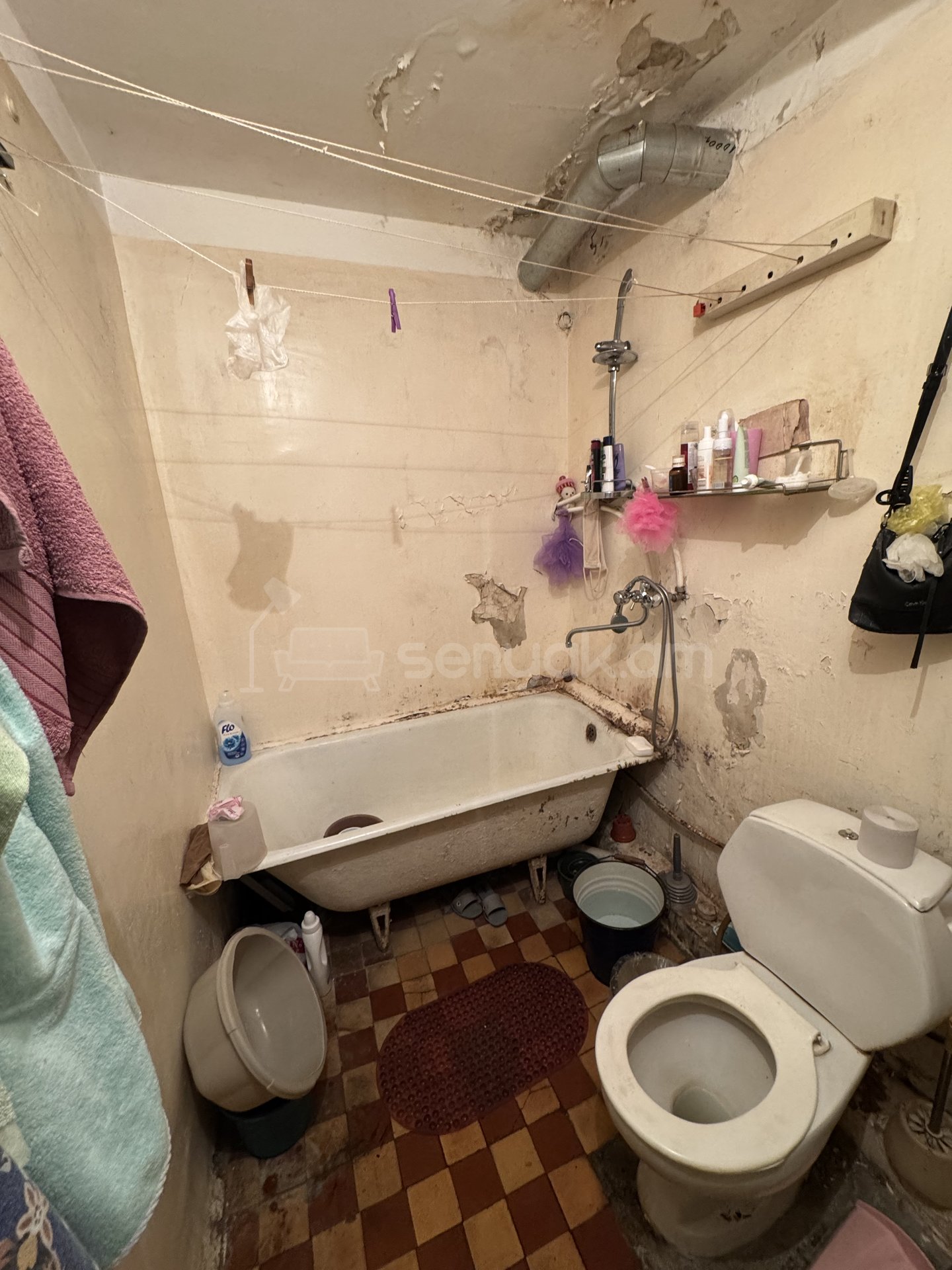 1 Սենյականոց Բնակարան, 30քմ, 1/4 հարկ, Պետական Վիճակում