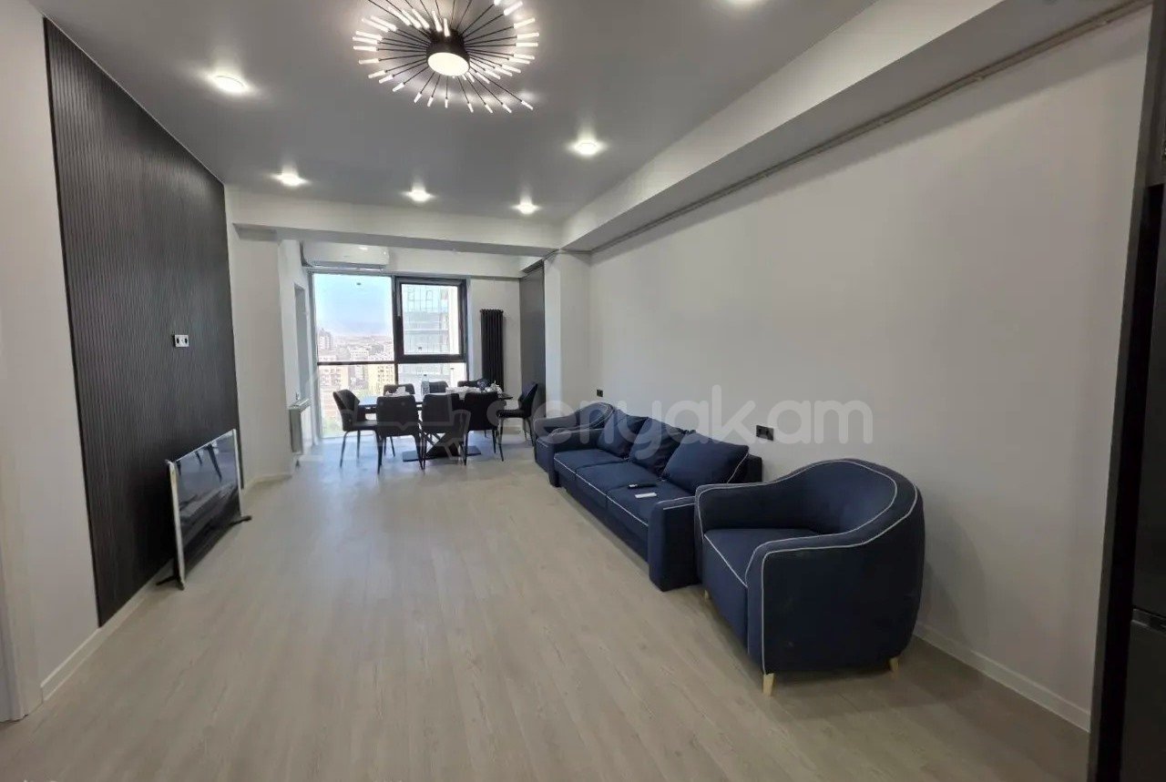 3 Սենյականոց Բնակարան Նորակառույցում, 74քմ, 17/18 հարկ, Կապիտալ Վերանորոգված