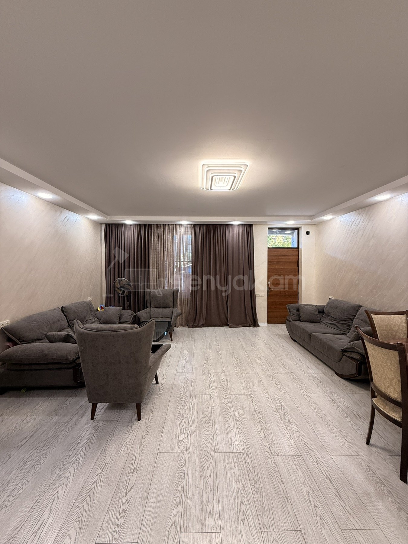 5 Սենյականոց Սեփական Տուն, 99քմ, Կապիտալ Վերանորոգված, Ավտոտնակով