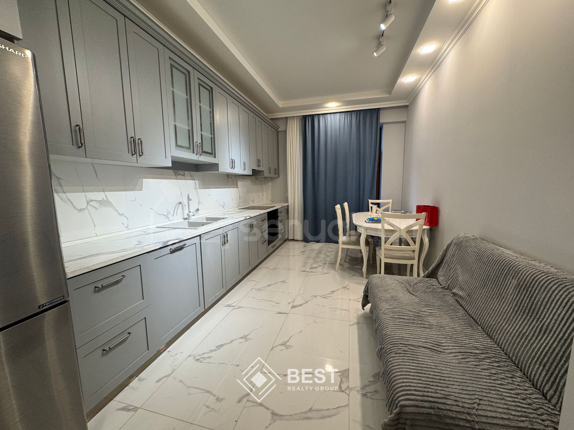 5 Սենյականոց Բնակարան Նորակառույցում, 152քմ, 2/12 հարկ, Կապիտալ Վերանորոգված