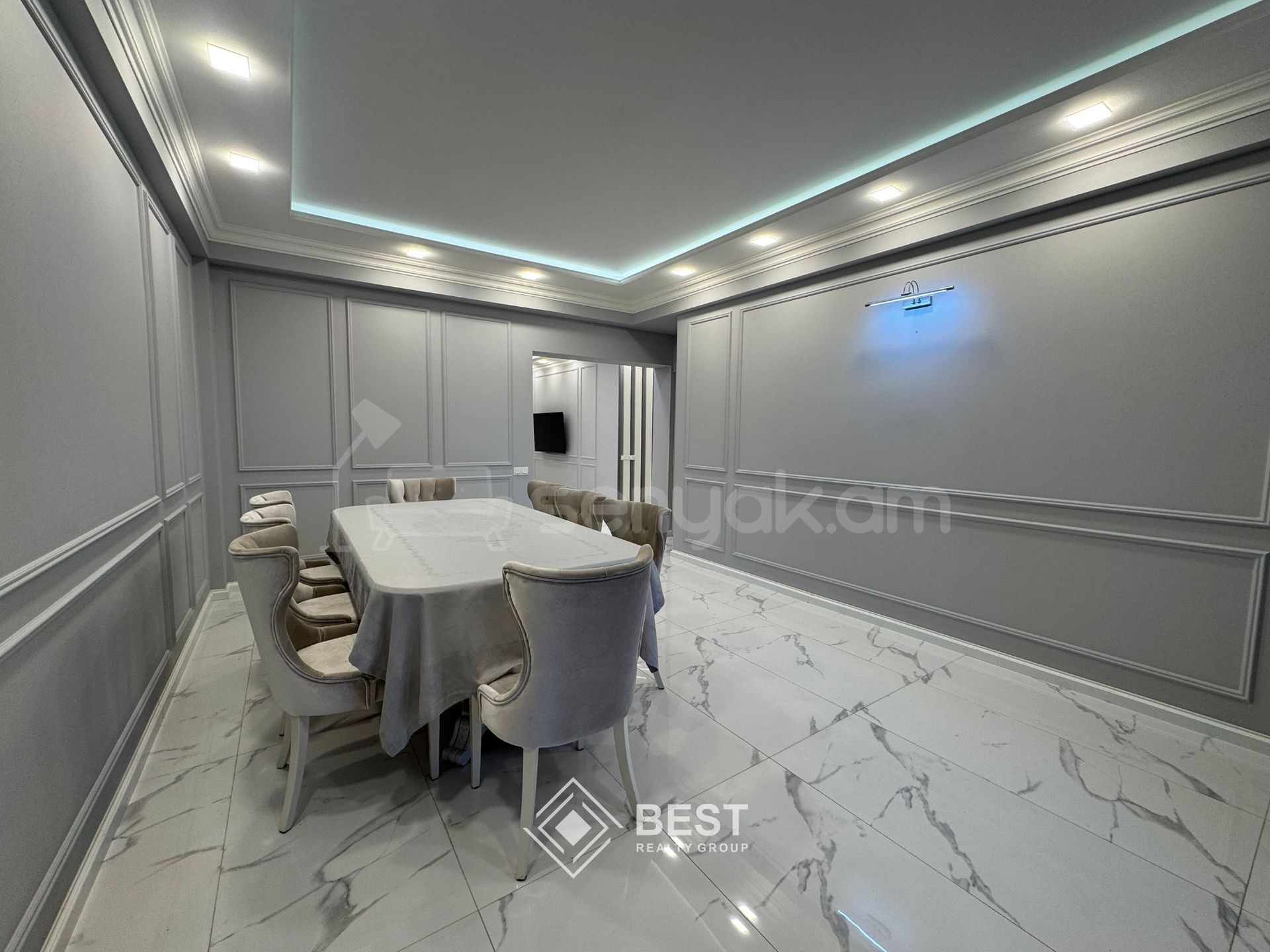 5 Սենյականոց Բնակարան Նորակառույցում, 152քմ, 2/12 հարկ, Կապիտալ Վերանորոգված