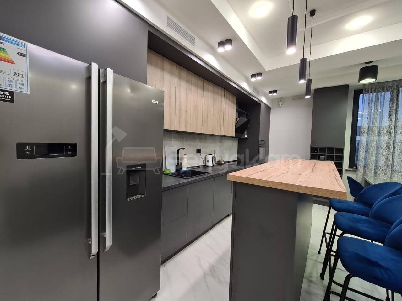 4 Սենյականոց Բնակարան Նորակառույցում, 98քմ, 8/8 հարկ, Դիզայներական Վերանորոգված