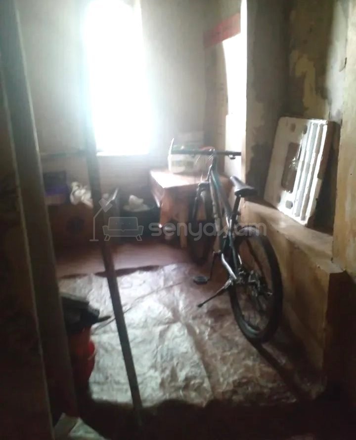 4 Սենյականոց Բնակարան, 79քմ, 1/9 հարկ, Նորմալ Վիճակում