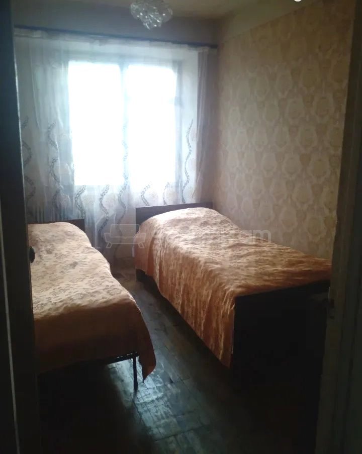 4 Սենյականոց Բնակարան, 79քմ, 1/9 հարկ, Նորմալ Վիճակում