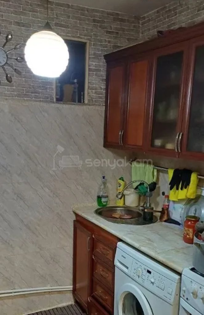 2 Սենյականոց Բնակարան Քարե Շենքում, 62քմ, 5/5 հարկ, Կոսմետիկ Վերանորոգված