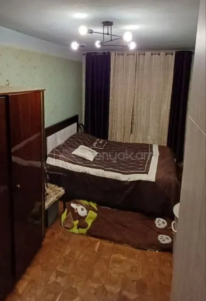 2 Սենյականոց Բնակարան Քարե Շենքում, 62քմ, 5/5 հարկ, Կոսմետիկ Վերանորոգված