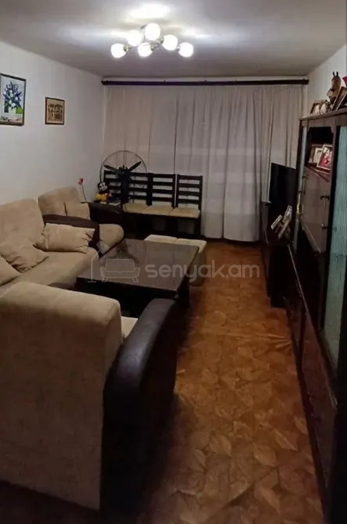 2 Սենյականոց Բնակարան Քարե Շենքում, 62քմ, 5/5 հարկ, Կոսմետիկ Վերանորոգված