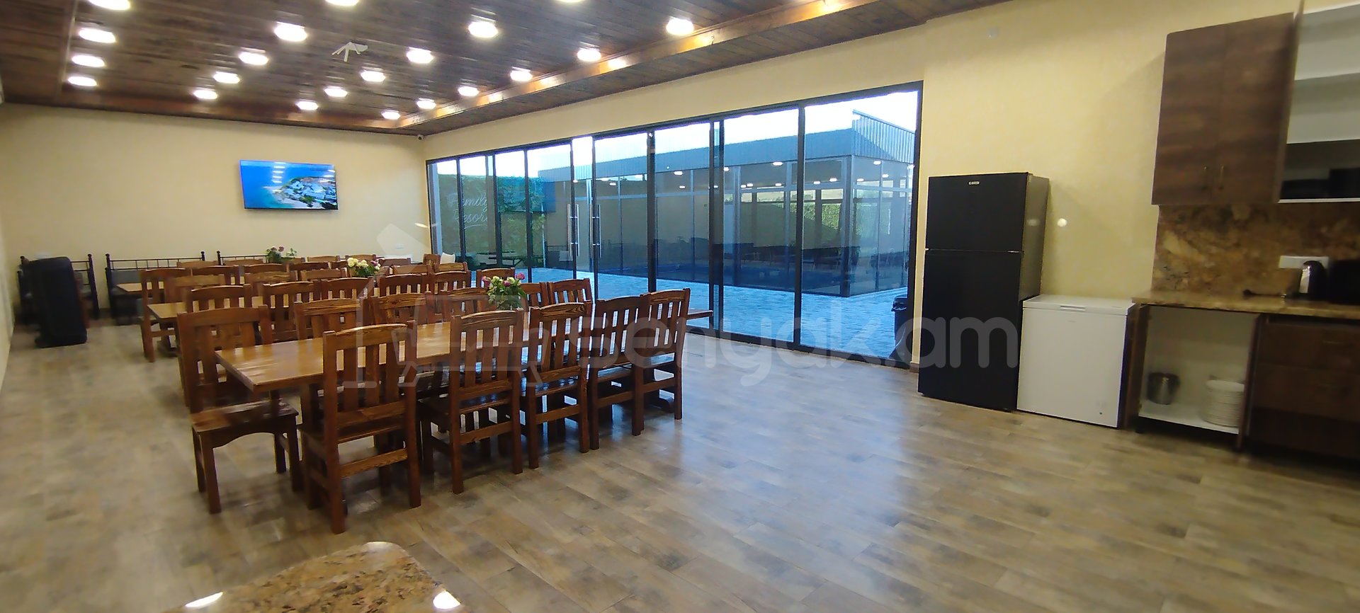 2 Սենյականոց Ամառանոց, 130քմ, Լողավազանով