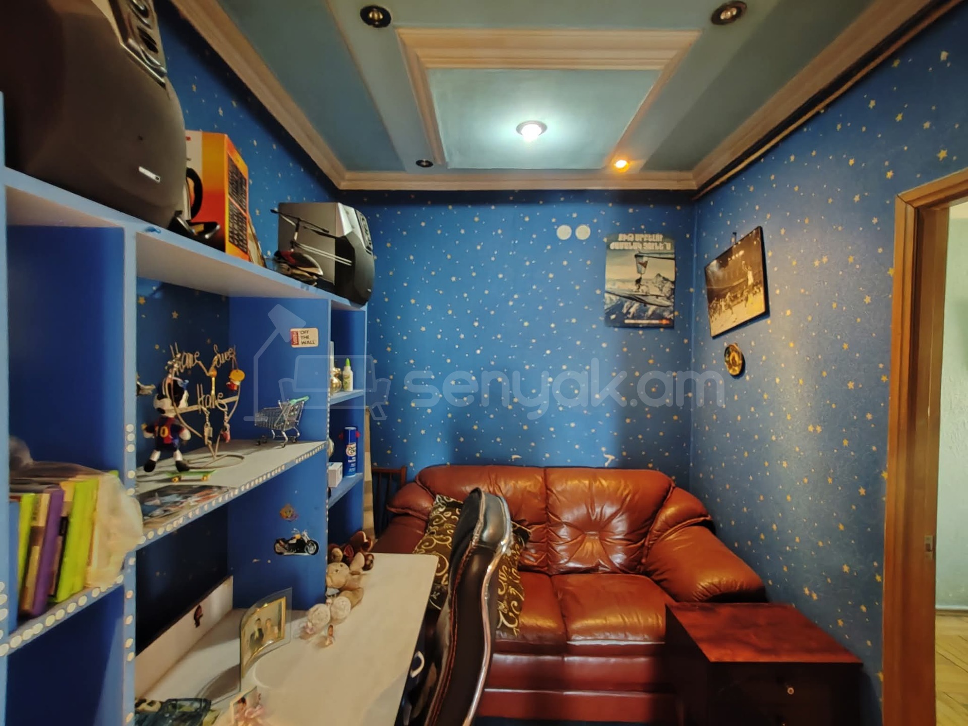 4 Սենյականոց Բնակարան, 90քմ, 6/14 հարկ, Նորմալ Վիճակում, Կահավորված