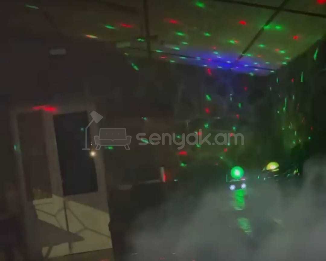 4 Սենյականոց Ամառանոց, 150քմ, Լողավազանով