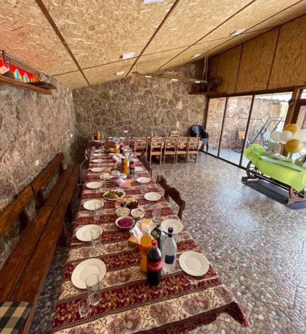 4 Սենյականոց Ամառանոց, 150քմ, Լողավազանով