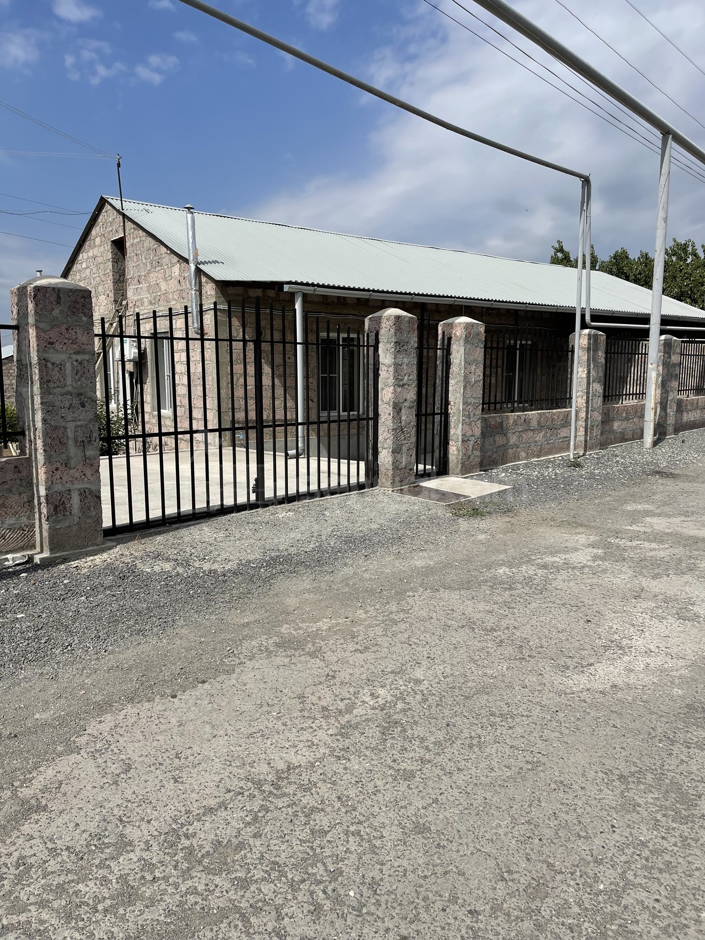 2 Սենյականոց Սեփական Տուն, 50քմ, Կապիտալ Վերանորոգված, Կահավորված