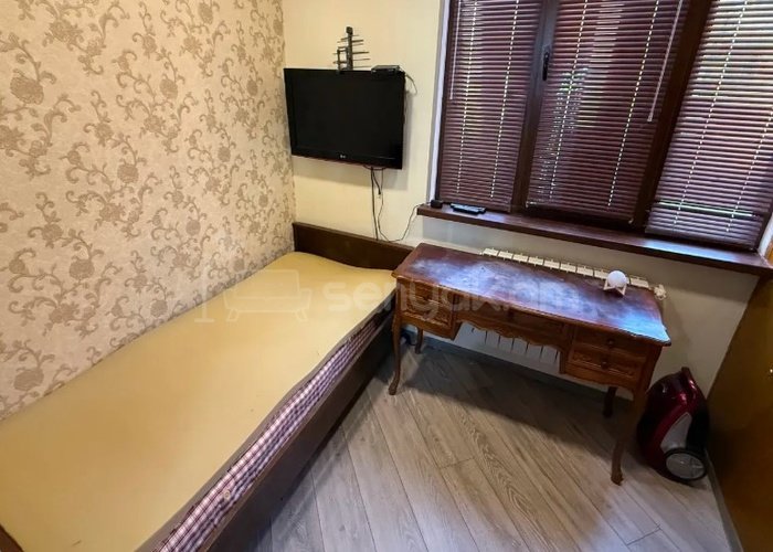 2 Սենյականոց Բնակարան Քարե Շենքում, 56քմ, 4/5 հարկ, Կապիտալ Վերանորոգված, Կահավորված, Արևկող