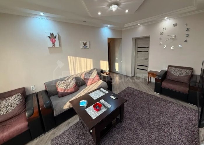 2 Սենյականոց Բնակարան Քարե Շենքում, 56քմ, 4/5 հարկ, Կապիտալ Վերանորոգված, Կահավորված, Արևկող